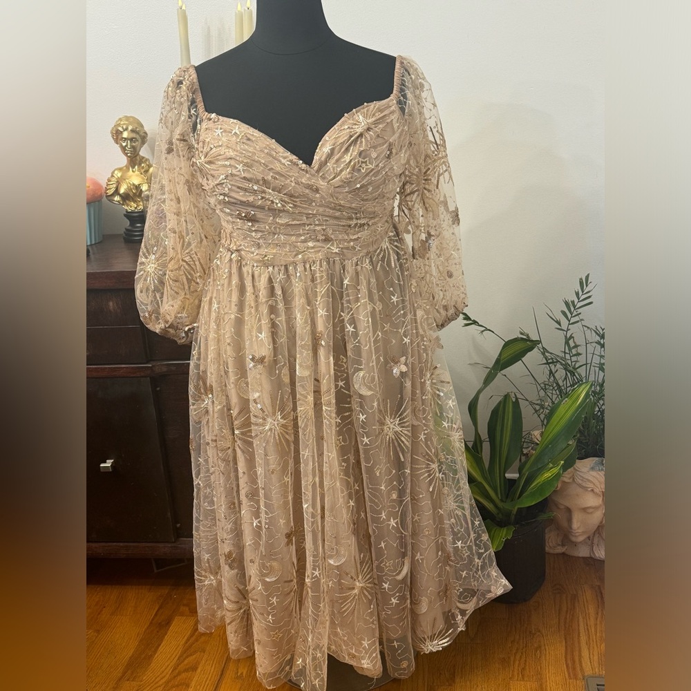 DREAMY ELOQUII GOLD DRESS